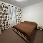 Garage Πανσιόν Γιαρέμτσε