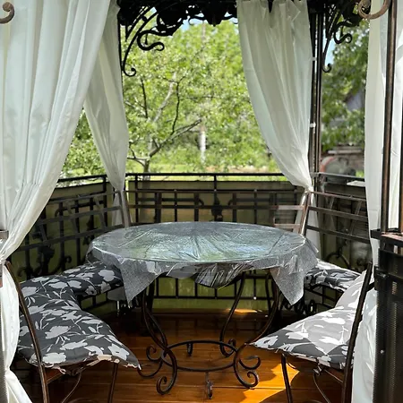 Garage Гостевой дом Яремча