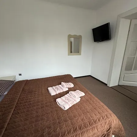 Garage Гостевой дом Яремча