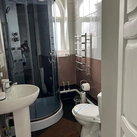 Guest house Garage *