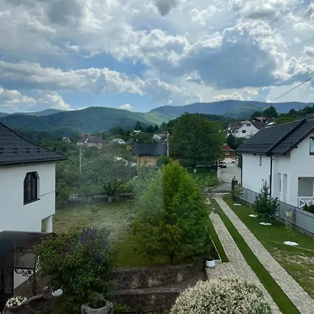 Garage Guest house Yaremche