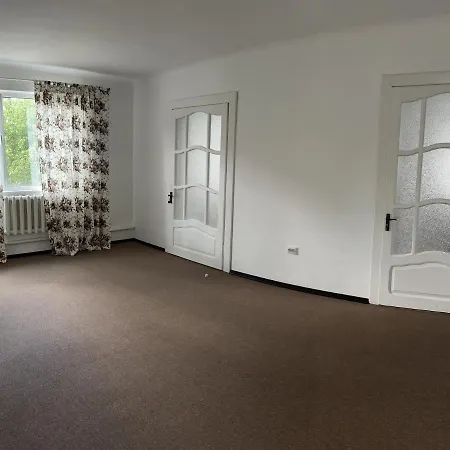 Garage Guest house *